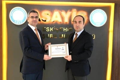 Emniyet M&uuml;d&uuml;r&uuml; Yılmaz&rsquo;dan başarılı personele &ouml;d&uuml;l
