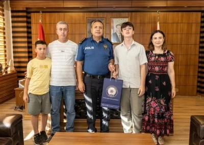 Emniyet Müdürü Yılmaz’dan LGS’de başarılı olan öğrencilere tebrik
