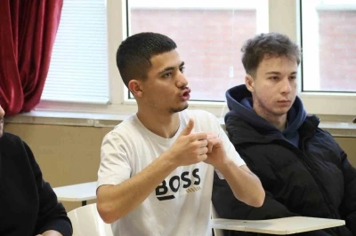 Engelleri kaldıran T&uuml;rkiye&rsquo;nin ilk ve tek y&uuml;ksek&ouml;ğretim kurumu 32 yıldır hizmet veriyor
