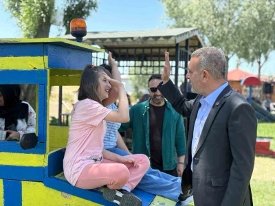 Engelli bireyler ve aileleri Eko-&Ccedil;iftlik&rsquo;teki piknikte buluştu
