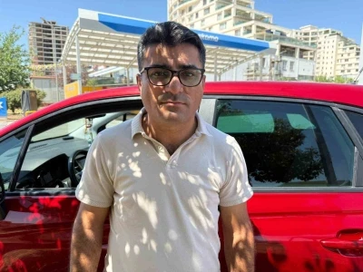 Engelli çocuğunu hastaneye götürmek için sıfır otomobil aldı 5 yıldır arabayı kullanamıyor
