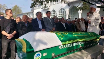 Eniştesi cansız bedenini bulmuştu, son yolculuğuna uğurlandı
