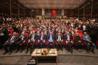 Erciyes Zirvesi-1 Kayseri&rsquo;de yoğun katılımla ger&ccedil;ekleştirildi

