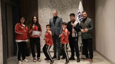 Erdem Koleji&rsquo;nden karatede tarihi başarı