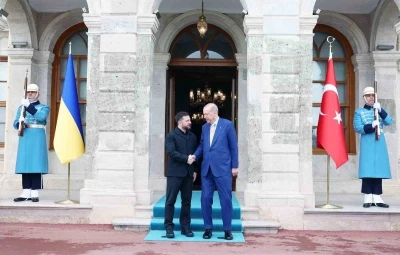 Erdoğan ile Zelenskiy g&ouml;r&uuml;şmesi başladı
