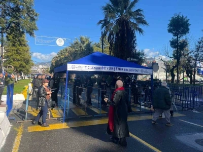 Erdoğan&rsquo;ın Aydın programı &ouml;ncesi vatandaşlar alana alınmaya başlandı
