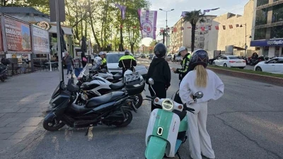 Ereğli&rsquo;de motosiklet denetimi: Trafik ekipleri g&ouml;z a&ccedil;tırmadı
