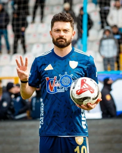 Eren Tozlu, kariyer sezonunu yaşadı
