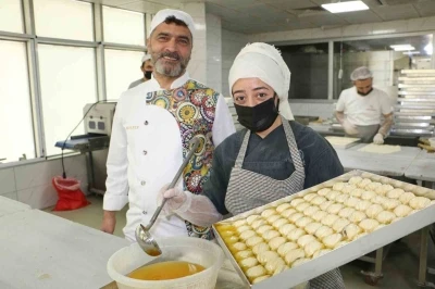 Erkek hegemonyasına kadın eli değdi
