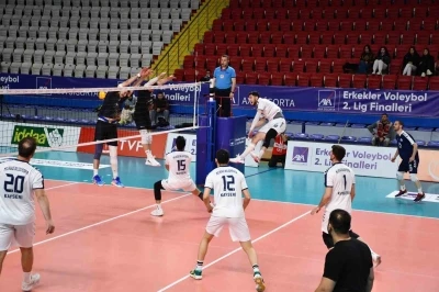 Erkekler 2. Lig Voleybol Final M&uuml;sabakaları devam ediyor
