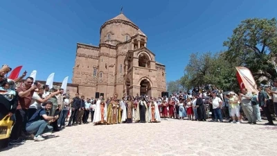 Ermeni ayini sona erdi
