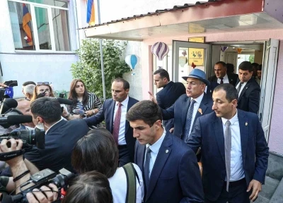Ermenistan Başbakanı Paşinyan: "T&uuml;rkiye ile diplomatik ilişkilerin kurulmasını bekliyorum"
