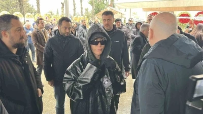 Erol K&ouml;se son yolculuğuna uğurlanıyor
