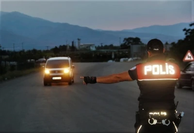 Erzincan&rsquo;da aranması bulunan 56 şahıs yakalandı
