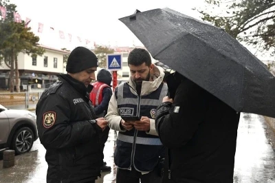 Erzincan&rsquo;da bayram &ouml;ncesi g&uuml;venlik ve sağlık tedbirleri artırıldı
