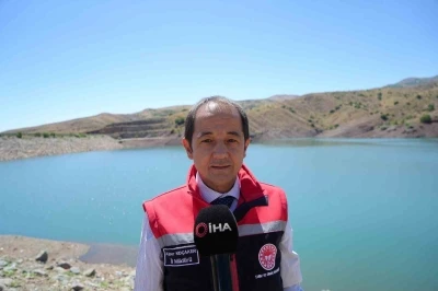 Erzincan’da Göyne Barajına 200 bin yavru sazan balığı bırakıldı
