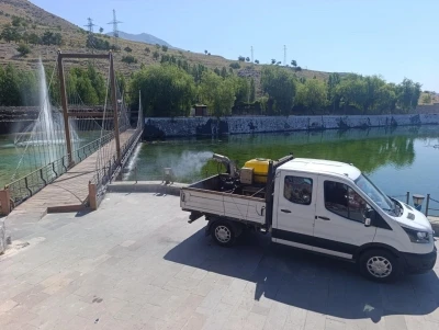Erzincan’da ilaçlama ekipleri iş başında
