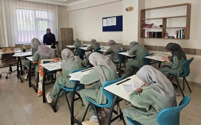 Erzincan’da Kur’an Kursu öğrencilerine yönelik dini bilgiler ve tecvid sınavı yapıldı
