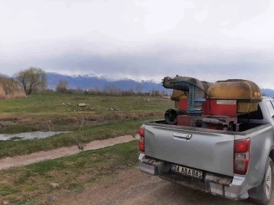 Erzincan&rsquo;da larva ile m&uuml;cadele &ccedil;alışmaları başladı
