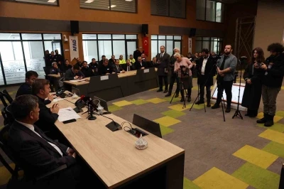 Erzincan&rsquo;da mahsur kalan 39 kişi kurtarıldı
