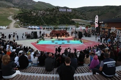 Erzincan&rsquo;da &lsquo;Matem Gecesi&rsquo; programı d&uuml;zenlendi
