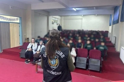 Erzincan&rsquo;da &ouml;ğrencilere g&uuml;venlik eğitimi verildi
