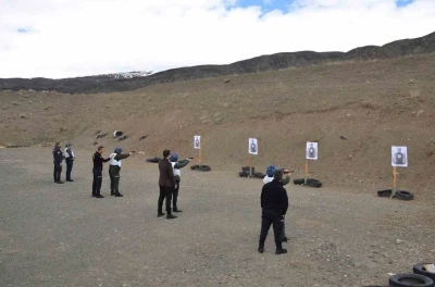 Erzincan&rsquo;da orman personeline silah kullanımı ve bakımı eğitimi
