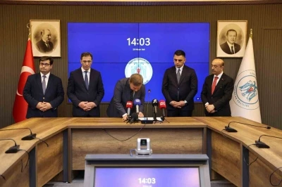 Erzincan&rsquo;da "G&ouml;n&uuml;lden G&ouml;n&uuml;le" projesi i&ccedil;in imzalar atıldı
