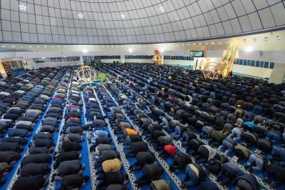 Erzincan&rsquo;da Ramazan&rsquo;ın ilk teravihinde camiler doldu
