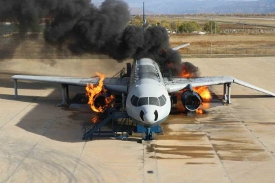 Erzincan Havalimanı’nda gerçekçi uçak yangın tatbikatı yapıldı
