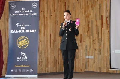 Erzincan jandarmasından KYK &ouml;ğrencilerine g&uuml;venlik ve bağımlılıkla m&uuml;cadele eğitimi
