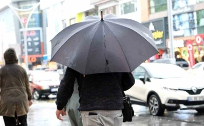 Erzincan ve çevresinde akşam saatlerinden itibaren sağanak yağış bekleniyor
