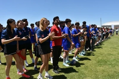 Erzurum Analig Ragbi m&uuml;sabakalarına ev sahipliği yapıyor
