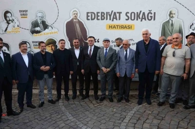 Erzurum Büyükşehir Belediyesi Dil ve Edebiyat Konağı’na yoğun ilgi
