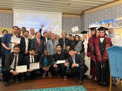 Erzurum&rsquo;da eğitim alan uluslararası &ouml;ğrenciler memleketlerine uğurlandı
