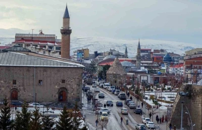 Erzurum&rsquo;da g&ouml;&ccedil;&uuml;n en b&uuml;y&uuml;k nedenleri aile ve eğitim
