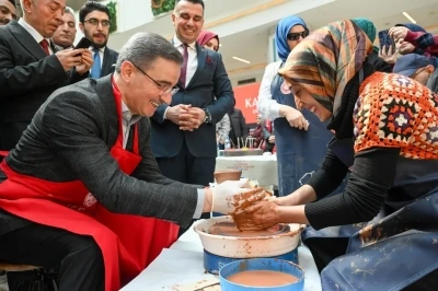 Erzurum&rsquo;da kadın temalı farkındalık sergisi
