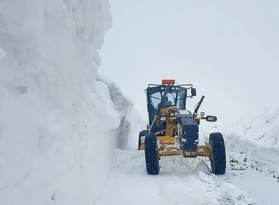 Erzurum&rsquo;da karın g&ouml;r&uuml;nmeyen iki y&uuml;z&uuml;
