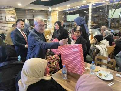 Erzurum&rsquo;da "İyilik Buluşmaları, G&ouml;n&uuml;l K&ouml;pr&uuml;s&uuml;"
