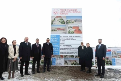 Erzurum&rsquo;da sosyal hizmet atılımı: Bakan G&ouml;ktaş huzurevi yapılacak alanı inceledi
