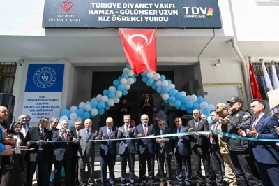 Erzurum&rsquo;da y&uuml;ksek&ouml;ğrenim kız yurdu t&ouml;renle a&ccedil;ıldı
