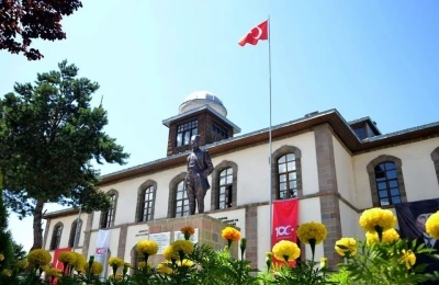 Erzurum Kongre Binası ziyaret&ccedil;ilere kapatıldı
