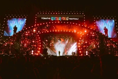 Erzurum Siyam ile eğlendi
