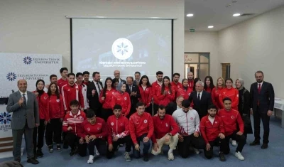 Erzurum Teknik Üniversitesi, ÜNİLİG Türkiye şampiyonluğunu kutladı
