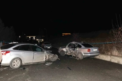 Erzurum&rsquo;un Oltu il&ccedil;esinde kaza: 1&rsquo;i ağır 5 yaralı
