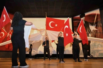 Esenyurt&rsquo;ta 23 Nisan kutlamaları &ccedil;ocukların g&ouml;sterileriyle ta&ccedil;landı
