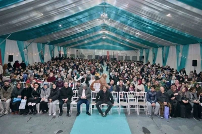 Esenyurt&rsquo;ta şiir ve muhabbet dolu Ramazan akşamı
