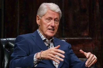 Eski ABD Başkanı Clinton: "(Epstein dosyaları) Hi&ccedil;bir şey g&ouml;rmedim, yanlış olan hi&ccedil;bir şey yapmadım"
