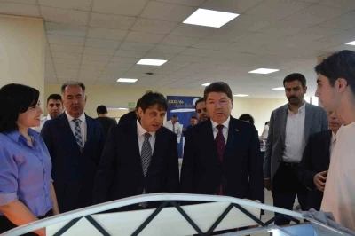 Eski Adalet Bakanı Yılmaz Tun&ccedil;: "T&uuml;rkiye, uluslararası alanda iklim konusunda &ouml;nc&uuml;l&uuml;k yapan bir &uuml;lke"
