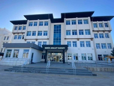 Eski CHP ilçe başkanı ve DSİ 13. Bölge Müdür Yardımcısı &quot;rüşvet&quot; soruşturmasında tutuklandı
